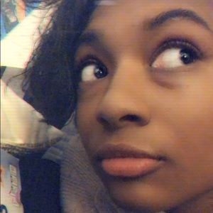 Meet your Posher, Erika